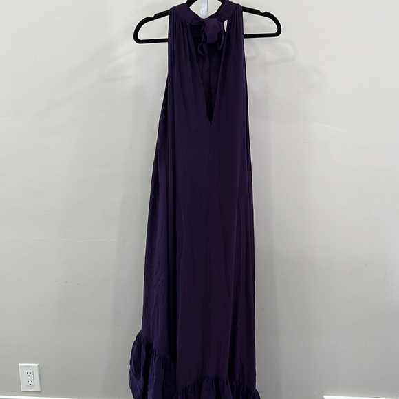 AZEEZA Sora Gown in Aubergine - Picture 8 of 12